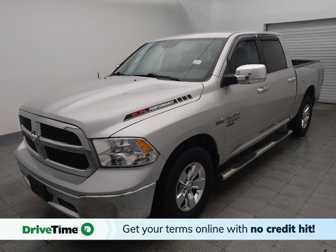 Used 2019 RAM 1500 Classic SLT w/ Luxury Group RWD image 1