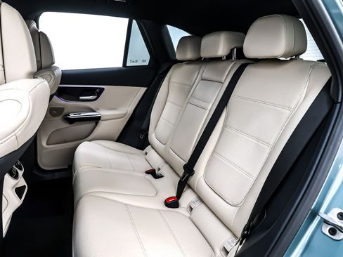 New 2026 Mercedes-Benz GLC 300 image 8