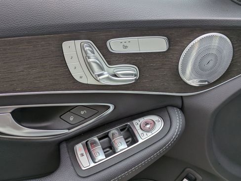 Used 2020 Mercedes-Benz C 300 4MATIC Sedan image 12