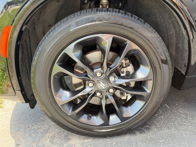 Used 2023 Dodge Durango R/T w/ Hemi Orange Plus Package AWD/4WD image 27