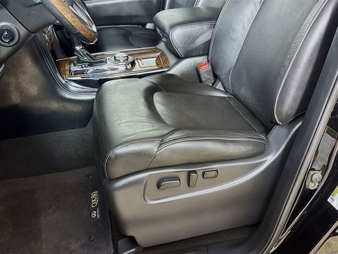 Used 2017 INFINITI QX80 4WD w/ Driver Assistance Package image 23