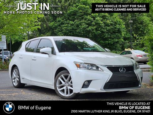 Used 2014 Lexus CT 200h FWD image 1