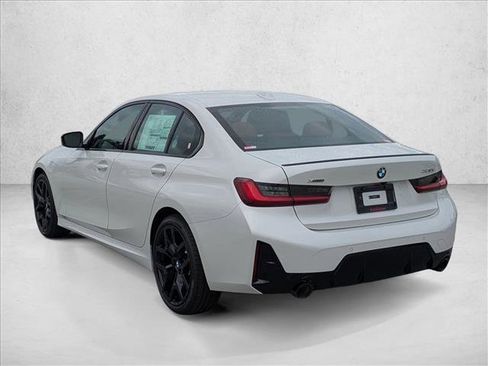 New 2026 BMW 330i xDrive Sedan w/ M Sport Package image 9