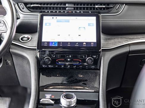 Used 2021 Jeep Grand Cherokee L Limited image 41