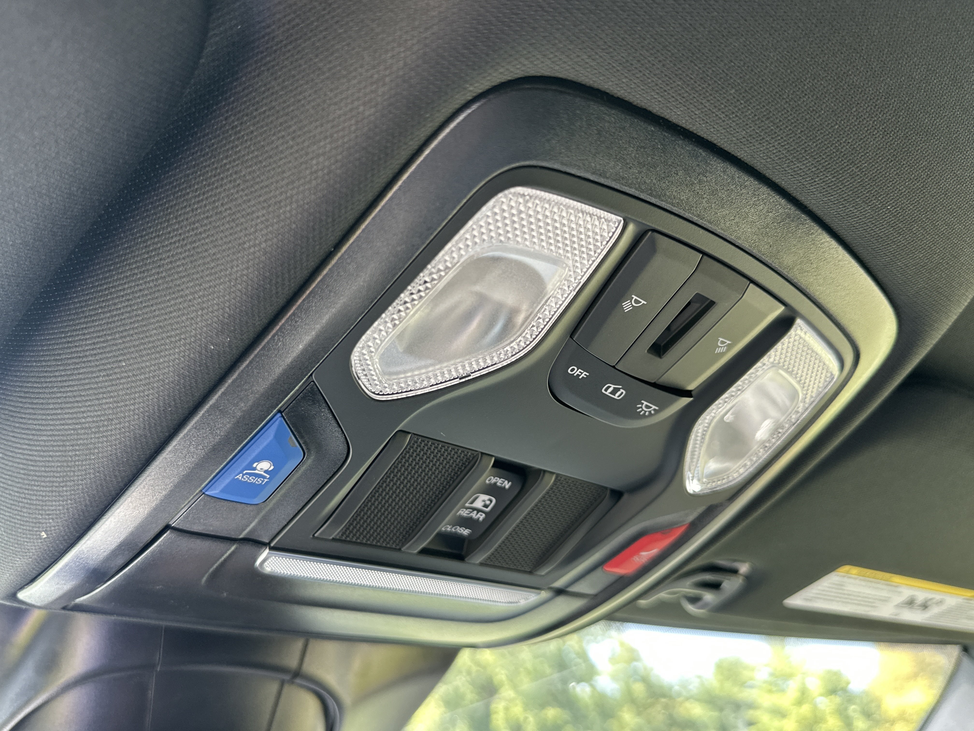 New 2026 RAM 3500 Big Horn AWD/4WD image 13