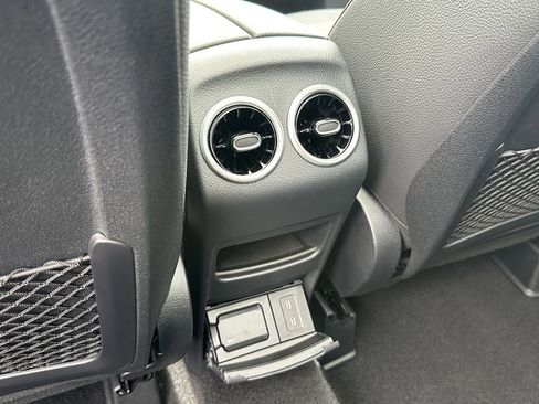 Certified 2025 Mercedes-Benz GLB 250 image 26