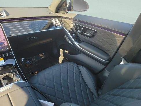 Certified 2025 Mercedes-Benz S 580 4MATIC Sedan image 11