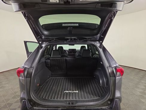 Used 2025 Toyota RAV4 XSE w/ Advanced Technology Package AWD/4WD image 33