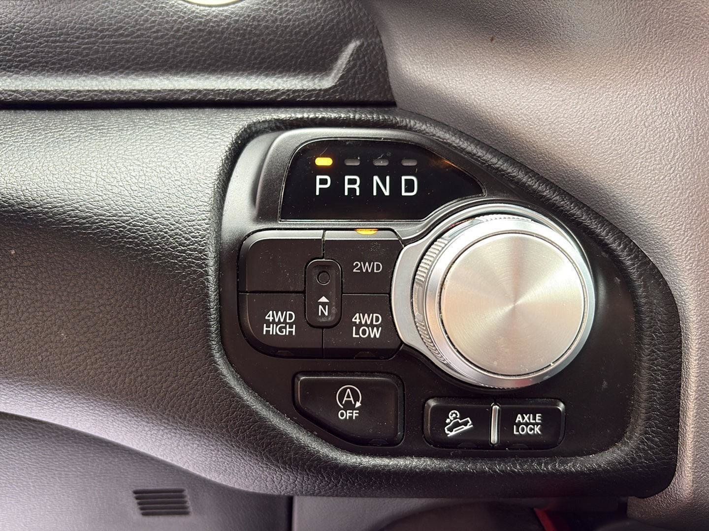 Used 2022 RAM 1500 Rebel AWD/4WD image 17