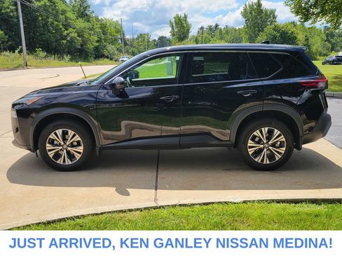 Certified 2023 Nissan Rogue SV AWD/4WD image 6