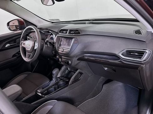 Used 2023 Chevrolet TrailBlazer LT FWD image 27