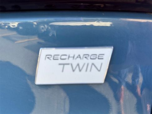 Certified 2023 Volvo C40 P8 Recharge Ultimate image 9