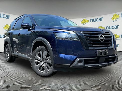Used 2024 Nissan Pathfinder SV w/ SV Premium Package AWD/4WD image 1