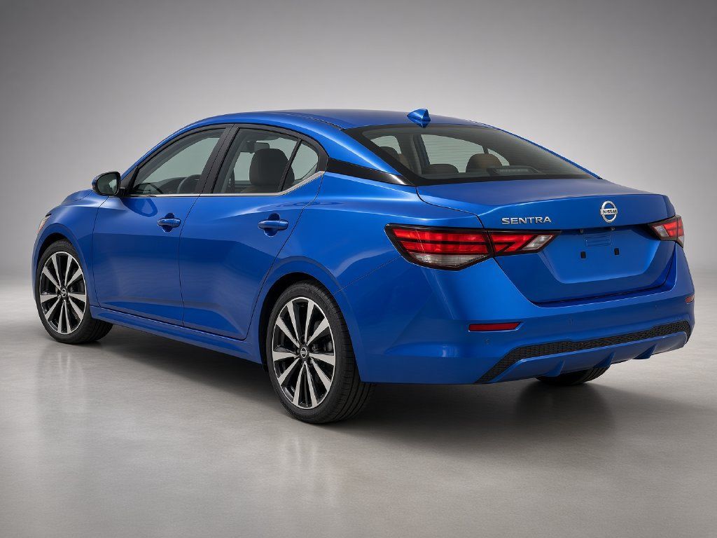 Used 2021 Nissan Sentra SV w/ SV Premium Package FWD image 3