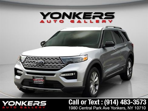 Used 2023 Ford Explorer Limited image 13