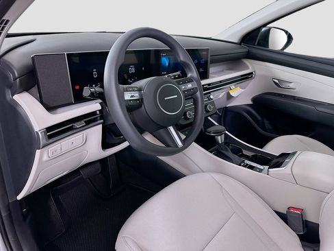 New 2026 Hyundai Tucson SE FWD image 9
