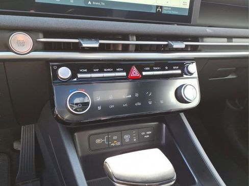 New 2026 Hyundai Santa Cruz Limited AWD/4WD image 23