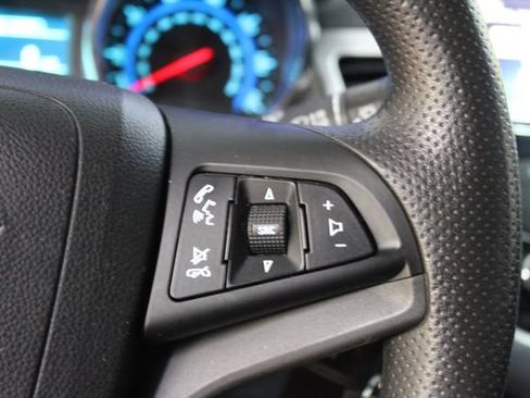 Used 2016 Chevrolet Cruze LT w/ Sun, Sound and Sport Package FWD image 17
