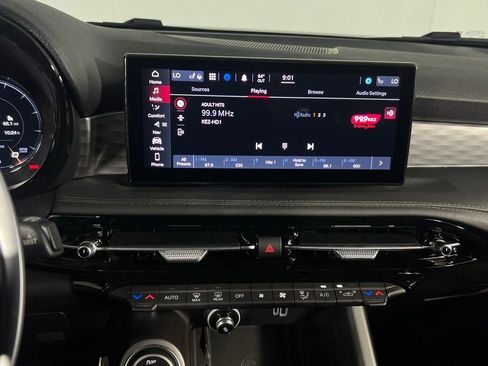 Used 2024 Alfa Romeo Tonale Veloce image 19