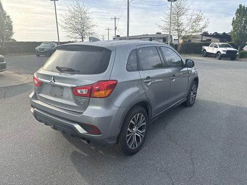 Used 2018 Mitsubishi Outlander Sport SE image 6