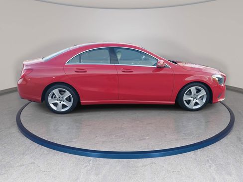Used 2018 Mercedes-Benz CLA 250 image 4