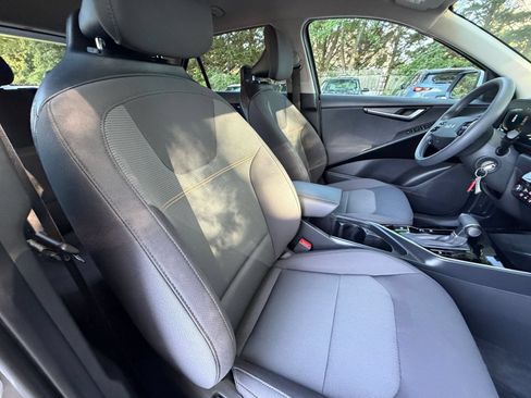 Used 2026 Kia Niro LX FWD image 34