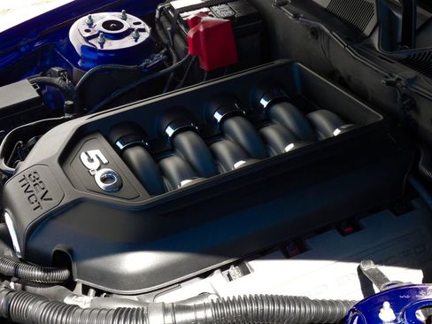 Used 2013 Ford Mustang GT image 21