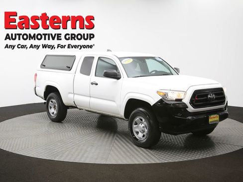 Used 2020 Toyota Tacoma SR image 47