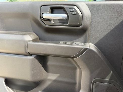 Used 2023 Chevrolet Silverado 1500 Custom RWD image 21