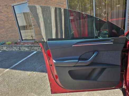 Used 2023 Tesla Model X AWD/4WD image 33