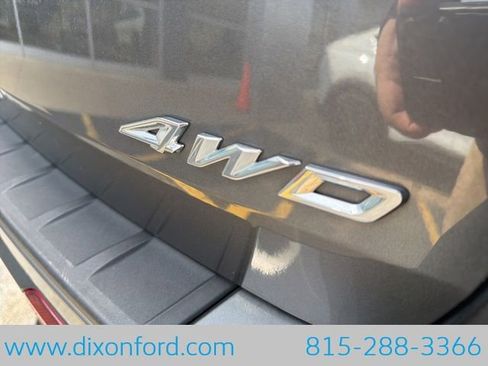 Used 2025 Ford Explorer ST-Line w/ ST-Line Street Pack AWD/4WD image 31