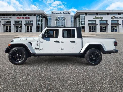 Used 2022 Jeep Gladiator Sport image 5