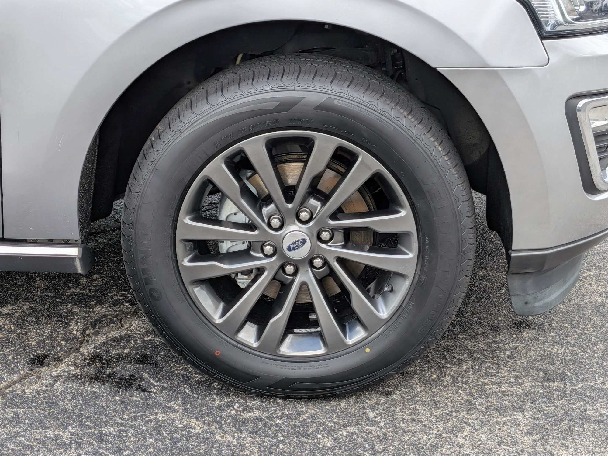 Used 2020 Ford Expedition Limited RWD image 11