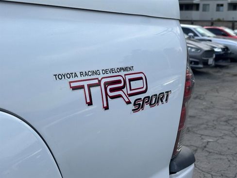 Used 2009 Toyota Tacoma PreRunner image 25