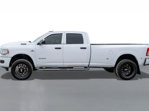 Used 2020 RAM 3500 Tradesman image 10