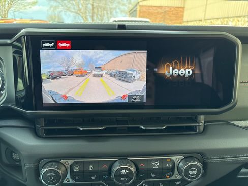 New 2026 Jeep Gladiator Mojave AWD/4WD image 33