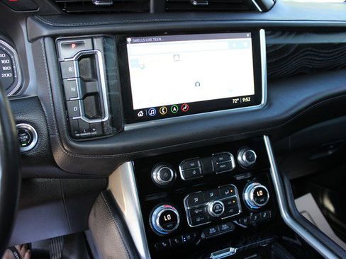 Used 2021 GMC Yukon Denali image 11