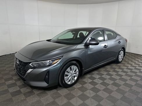 Used 2025 Nissan Sentra S image 7