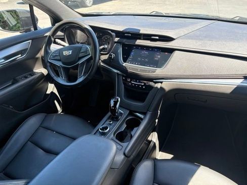 Used 2020 Cadillac XT5 Luxury w/ LPO, Floor Liner Package AWD/4WD image 25