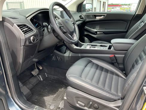 Used 2023 Ford Edge SEL w/ Convenience Package AWD/4WD image 2