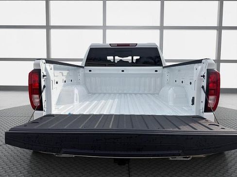 New 2026 GMC Sierra 1500 SLE w/ X31 Off-Road Package image 12