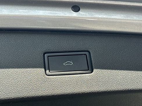 Used 2024 Volkswagen Tiguan Wolfsburg Edition image 36