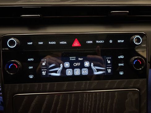 New 2026 Genesis GV80 3.5T Prestige image 20