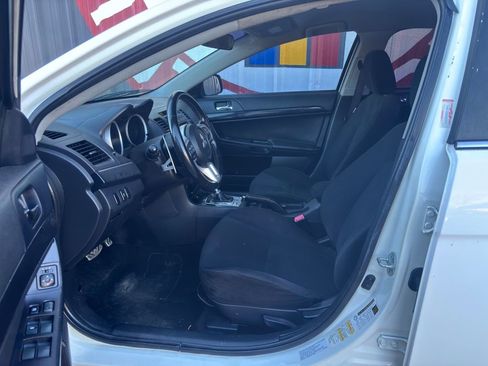 Used 2013 Mitsubishi Lancer Ralliart image 11