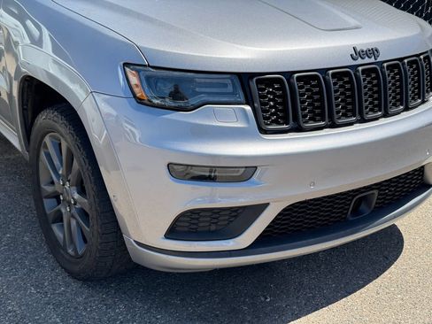 Used 2018 Jeep Grand Cherokee High Altitude AWD/4WD image 23