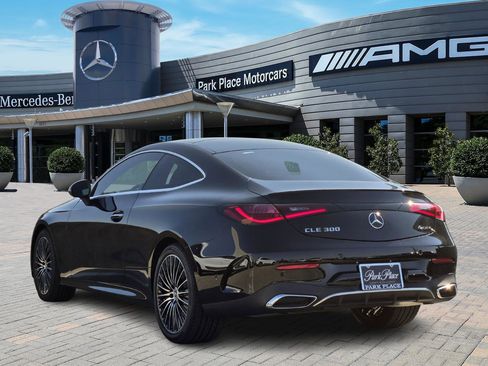 New 2026 Mercedes-Benz CLE 300 4MATIC Coupe image 4