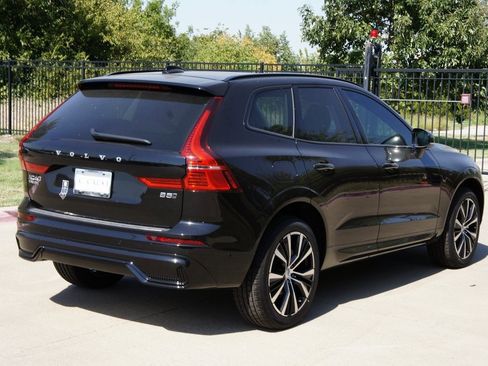 New 2025 Volvo XC60 B5 Plus w/ Protection Package Premier image 4