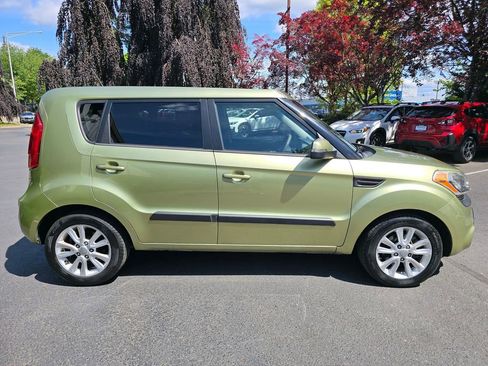 Used 2012 Kia Soul + w/ Audio Pkg FWD image 3