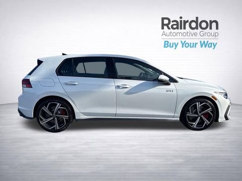 New 2026 Volkswagen GTI SE FWD image 8