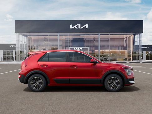 New 2026 Kia Niro LX FWD image 3